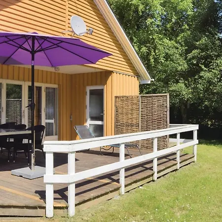 3 Bedroom In * Хамбл
